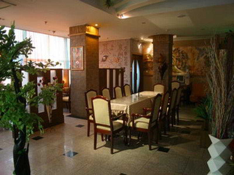 365Days Inn Hotel Yichang Restaurant bilde